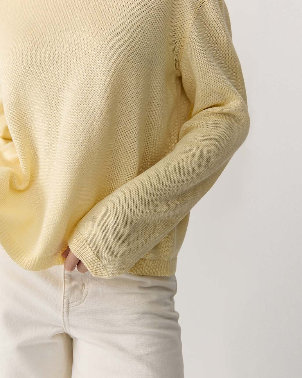 Джемпер с мягким блеском