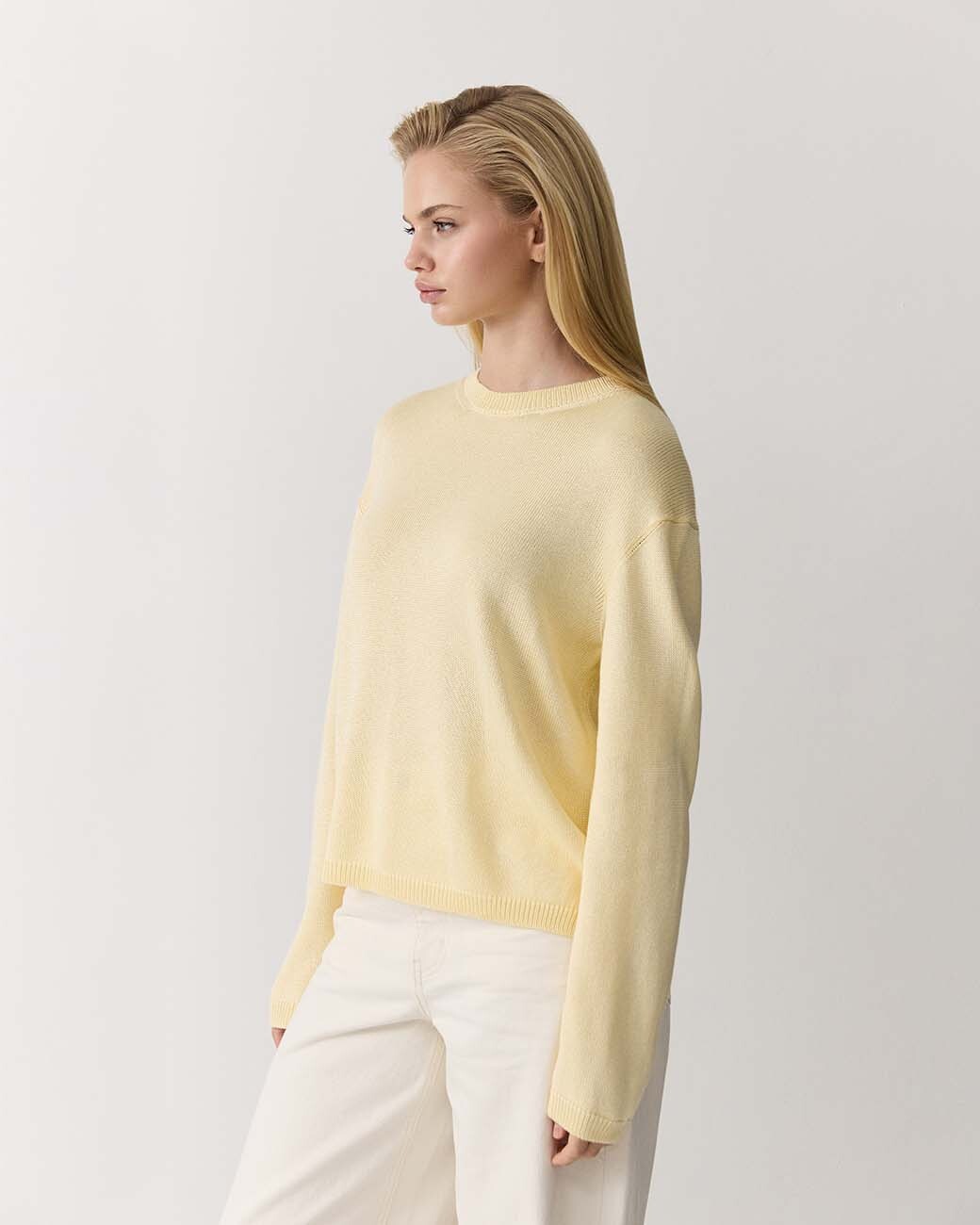 Джемпер с мягким блеском