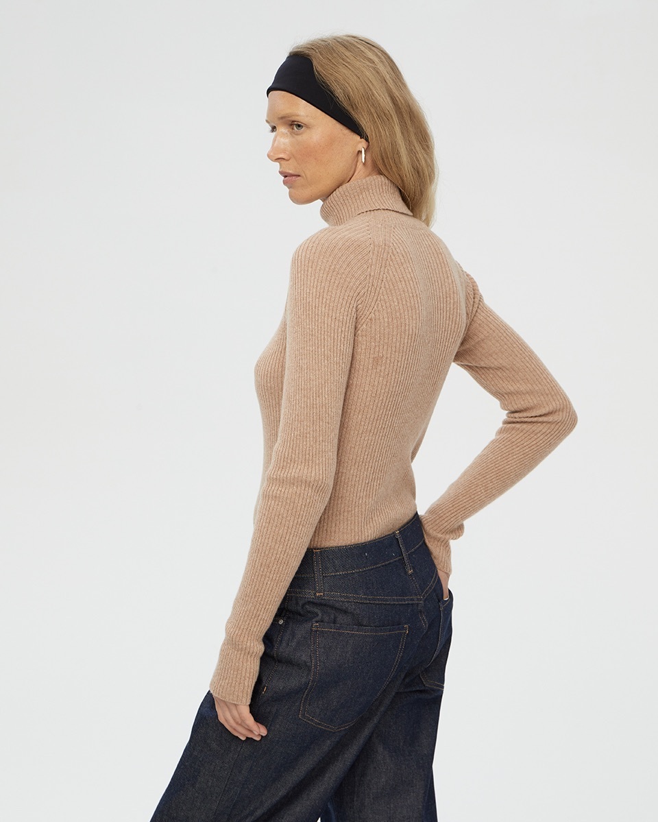 Кашемировая водолазка