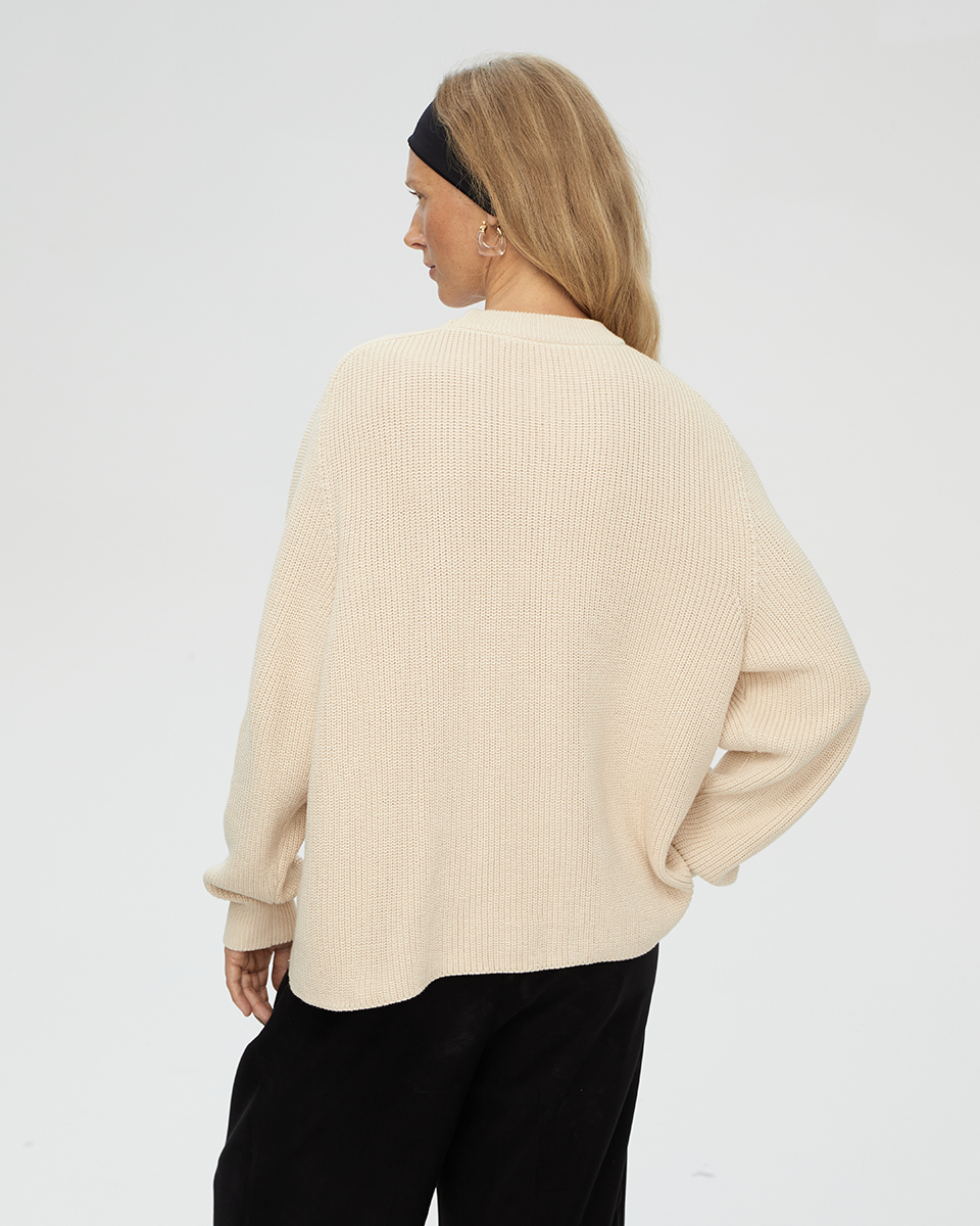 Свитер прямой