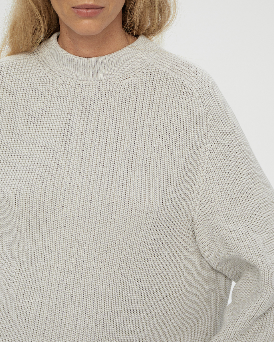 Свитер прямой