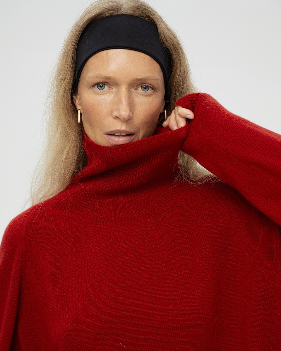 Кашемировый свитер «Вишня»