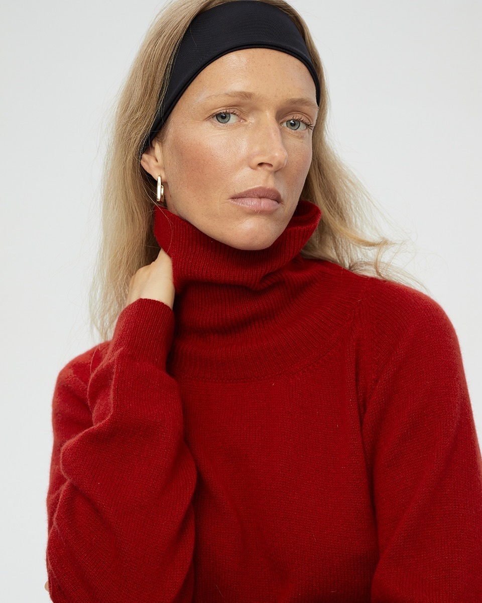 Кашемировый свитер «Вишня»