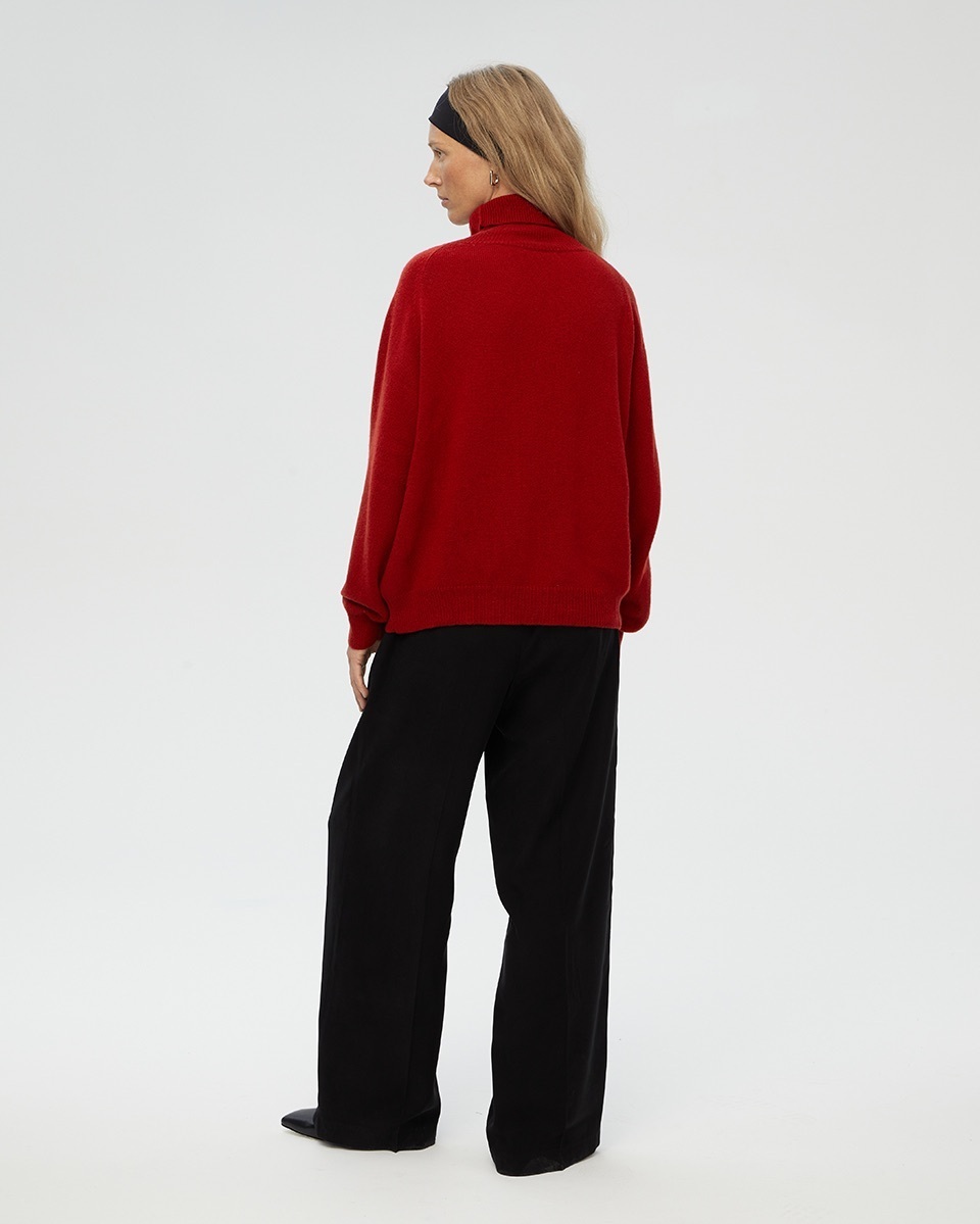 Кашемировый свитер «Вишня»