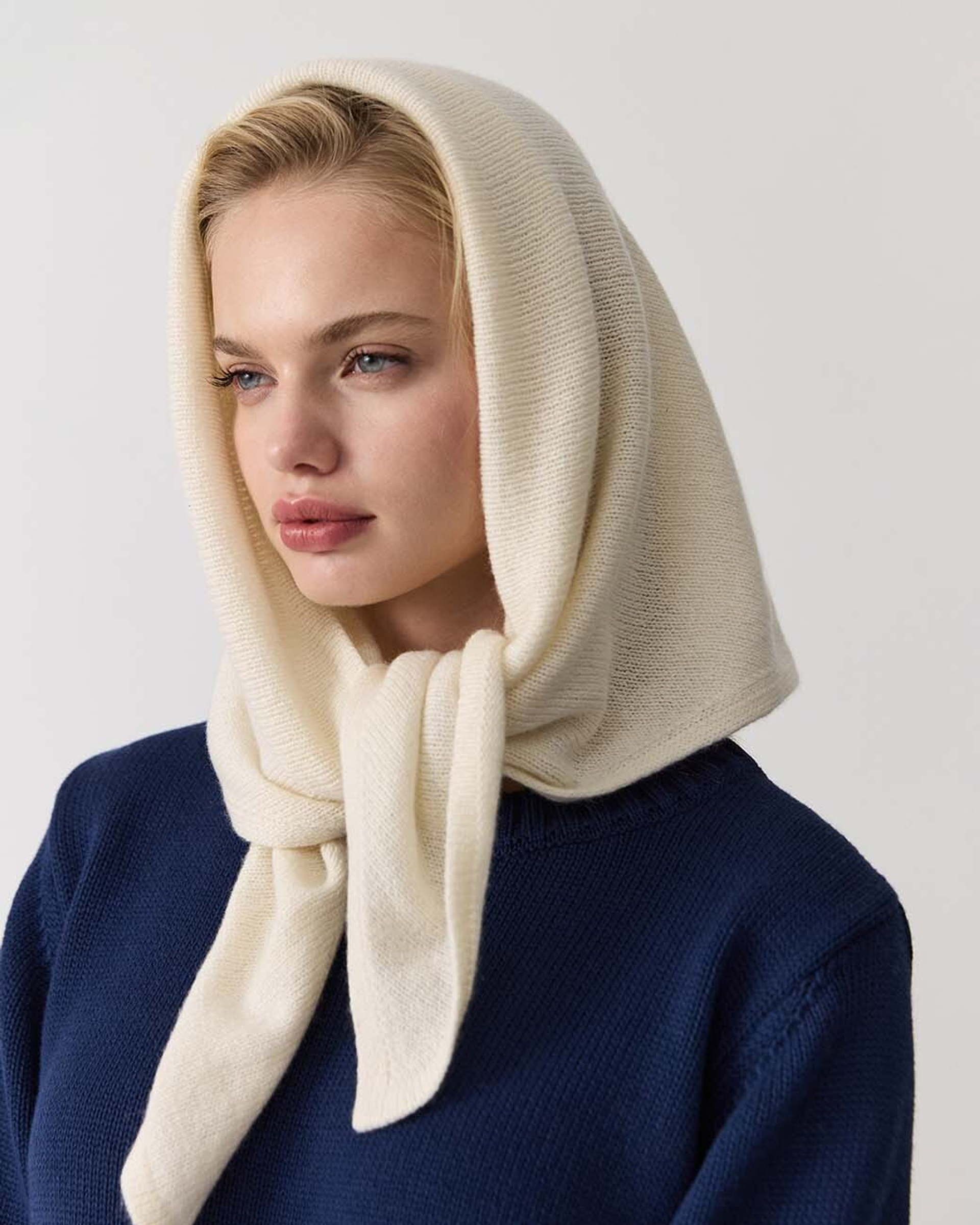 Косынка из кашемира