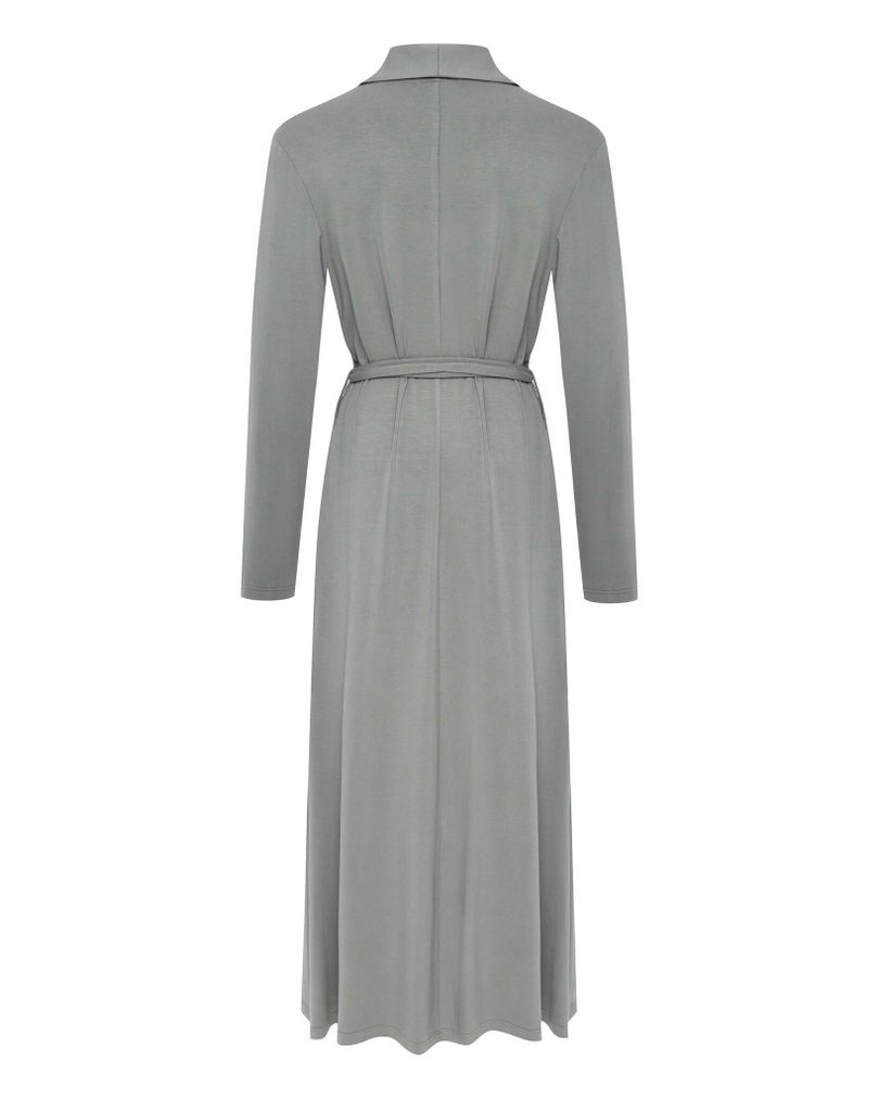 Халат на поясе