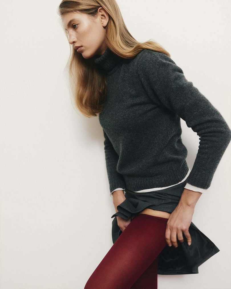 Кашемировый свитер с воротом